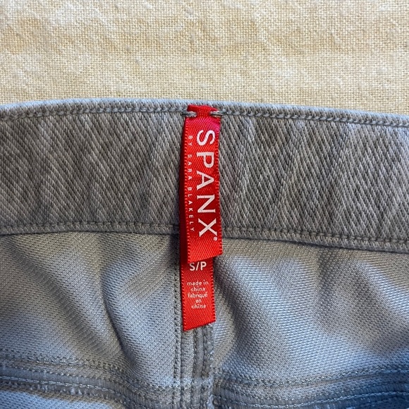 SPANX Size Small Womens Gray Snake Print Ankle Jean Legging - Picture 7 of 8